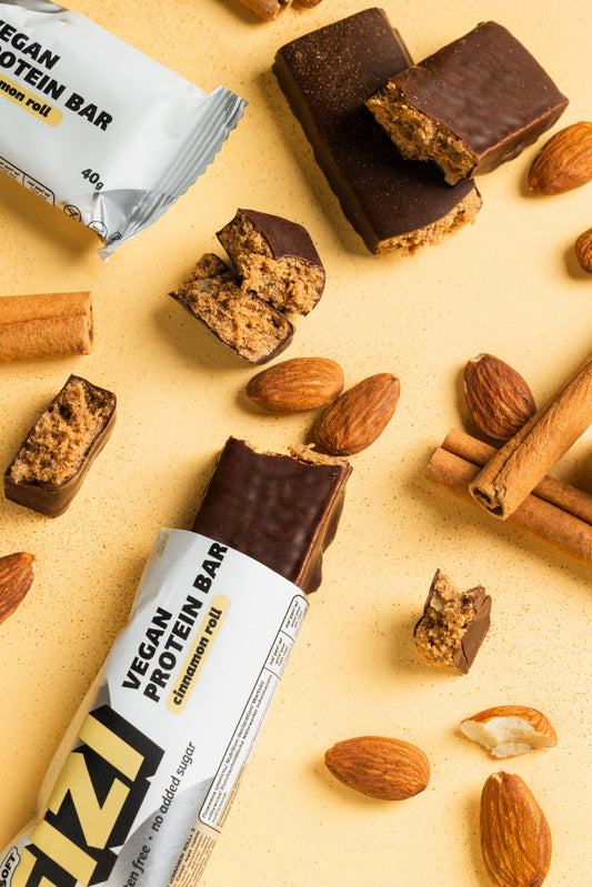 FIZI Cinnamon Roll Protein Bar